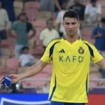 Reencuentro Disney: Selena Gomez y Miley Cyrus coinciden en los Globos Oro 2026 | VIDEO